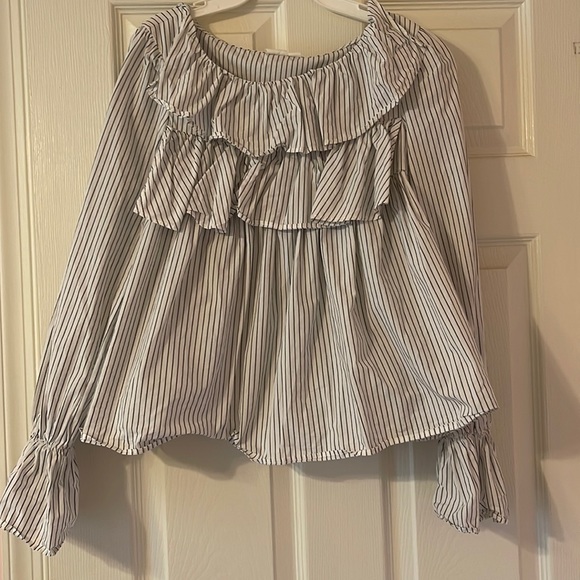 GAP Tops - 2 for $10 Ruffled Blouse